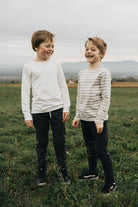 Little Hedonist longsleeve for boys and girls. A light but warm longsleeve made from organic cotton. Sustainable kids clothing.