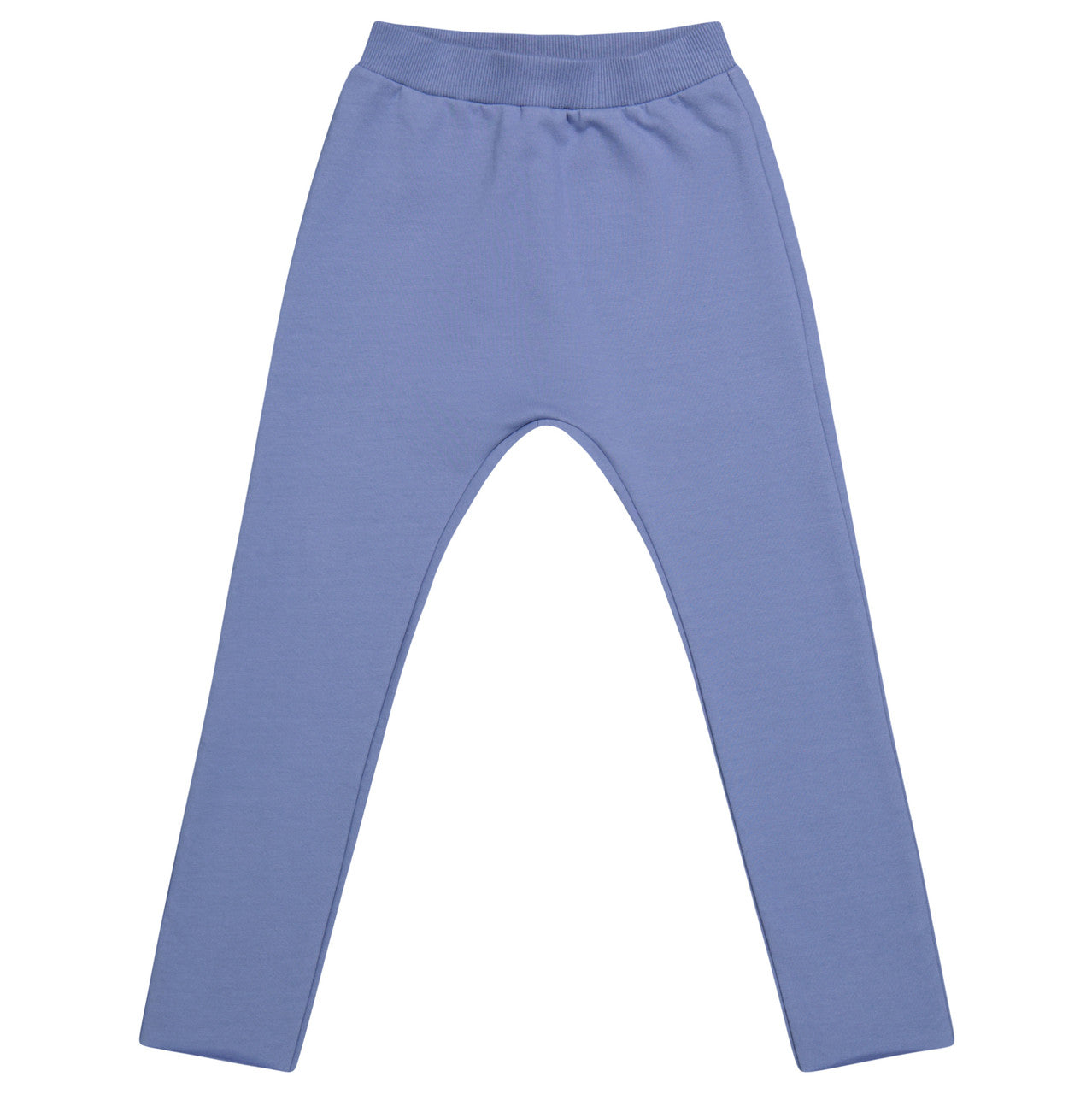 These Little Hedonist pants are made from the softest organic sweat you can imagine. This comfy trouser has a baggy fit, a waistband with a thick rubber band and a fake back pocket. Of course the legs are with raw edge, so you can easily adjust the size to the right length to make it last longer!